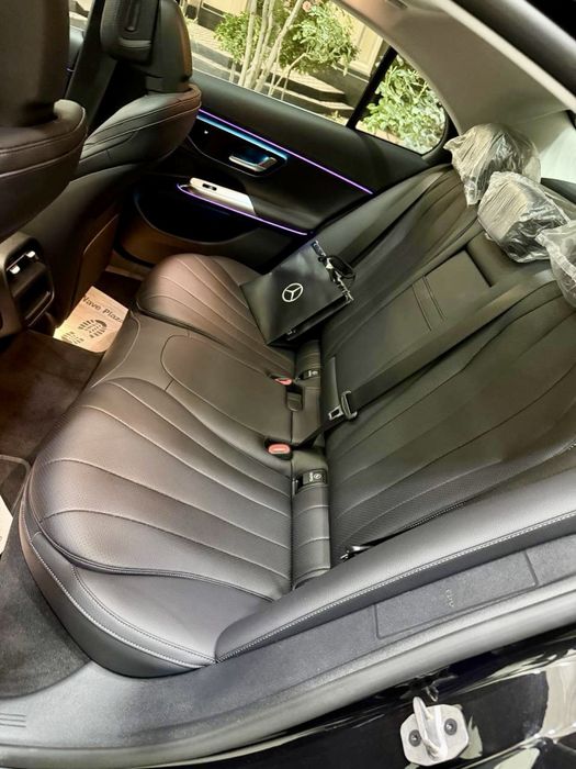 Mercedes-Benz W214 - Exclusive