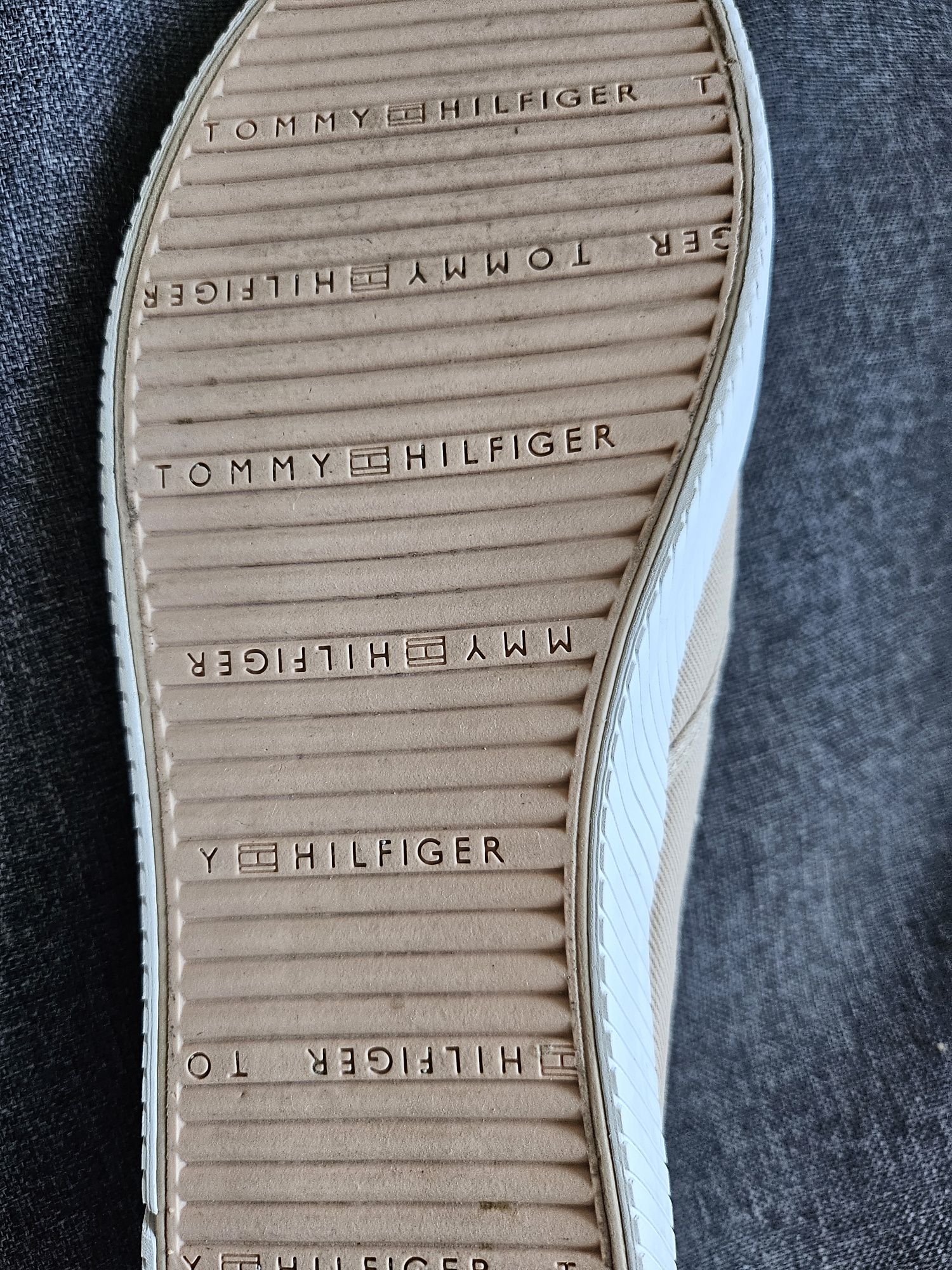 Гуменки Tommy hilfiger