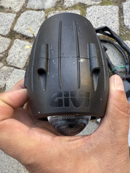 Допълнителни фарове GIVI