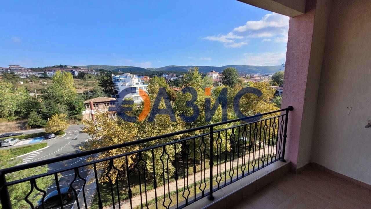 Студио в комплекс Majestic Beach, 47 кв.м., Слънчев бряг, България, 58