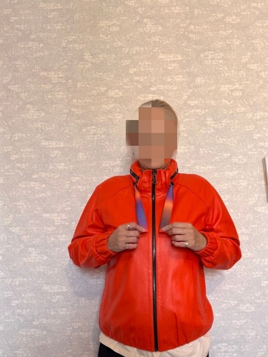 Продам кожаную куртку