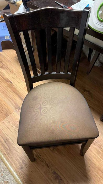 Стол от бук за кухня