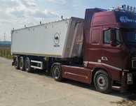Vând Cap tractor  Volvo +  bena Wielton 50 cubi.