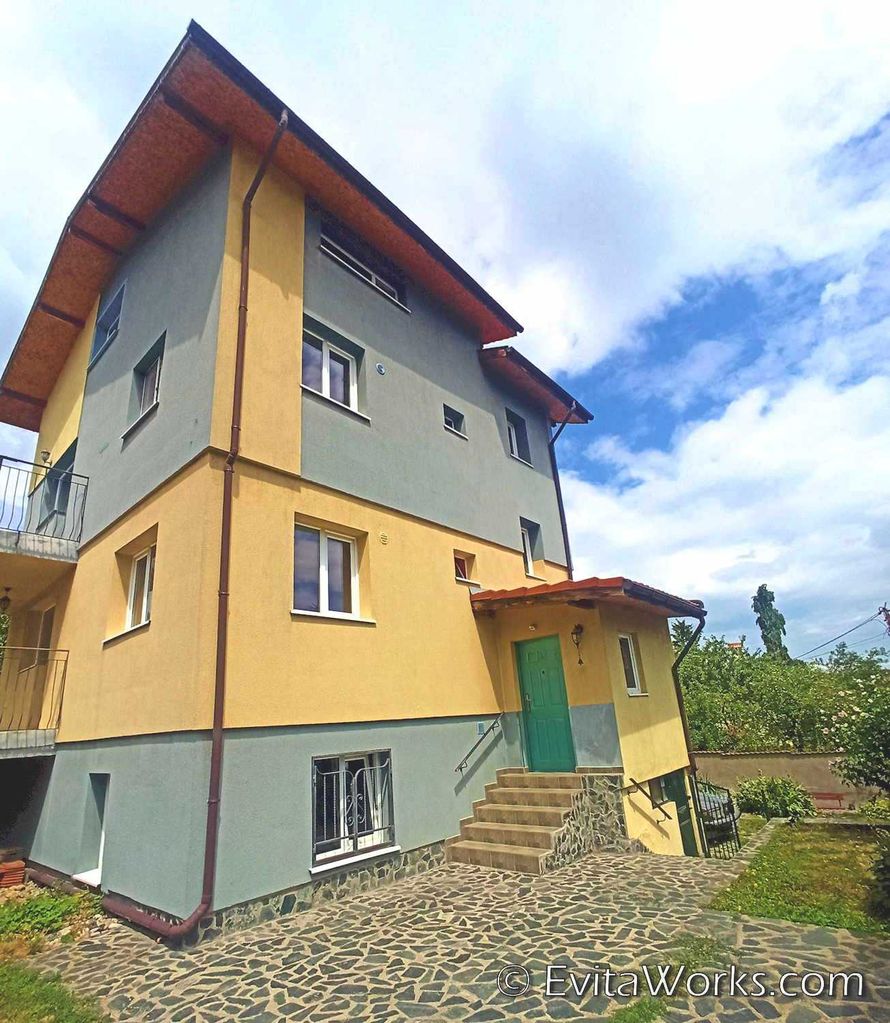Продава се Къща в с. Бистрица, Област София-град - 350 кв.м за 1643 €/кв.м - Снимка #2