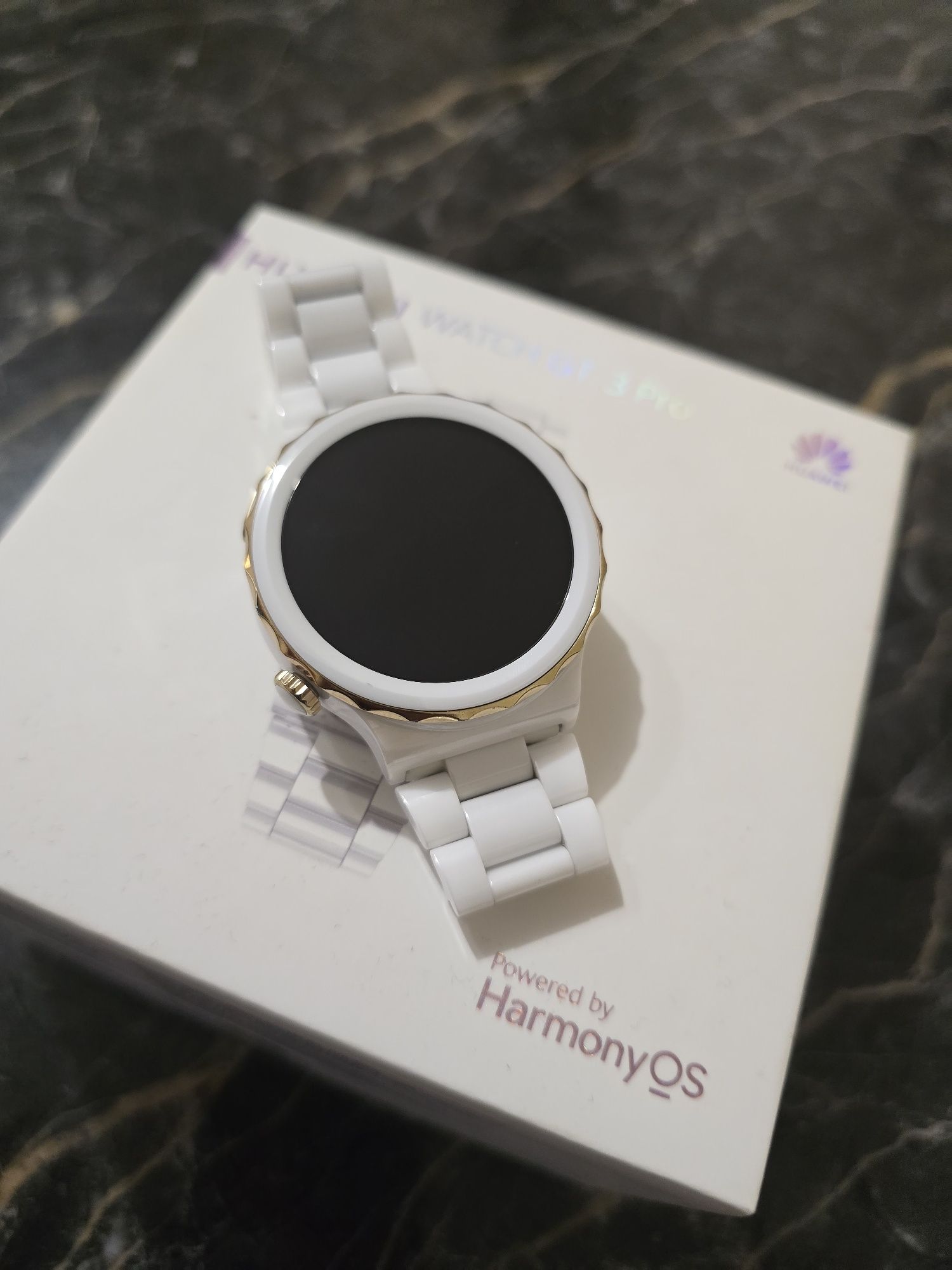 Часовник Huawei watch gt 3 pro ceramic