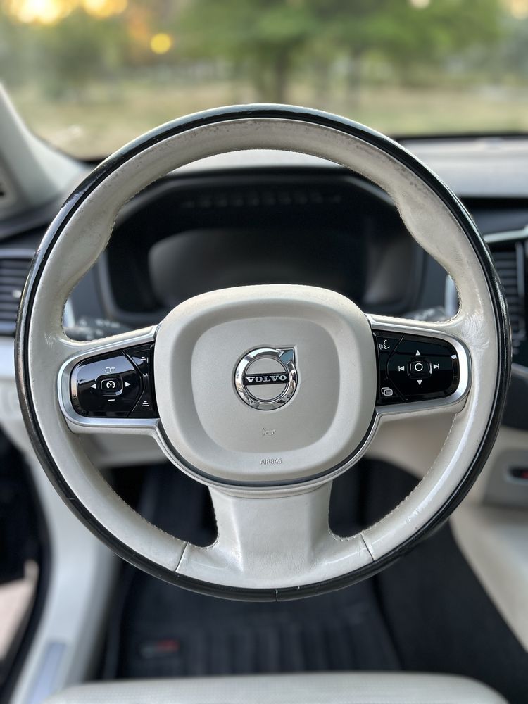 Volvo XC90 –7 scaune