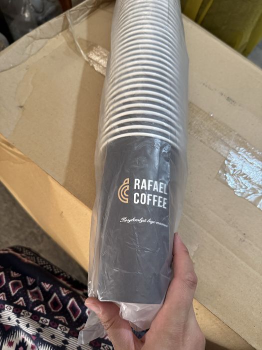 Продаи стаканы одноразовые