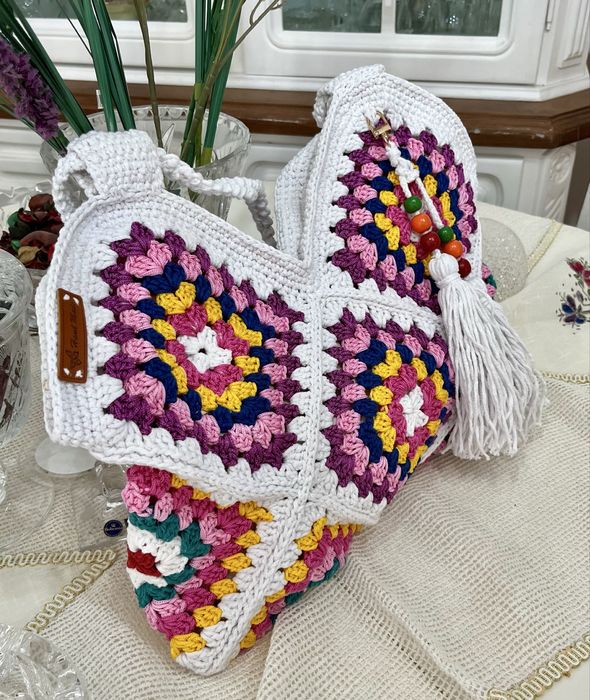 Geantă boemă Handmade din Macramé – Model Unicat