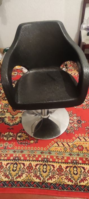 Кресло парикмахерское