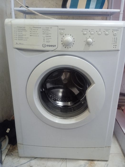 Стиральная машина Indesit
