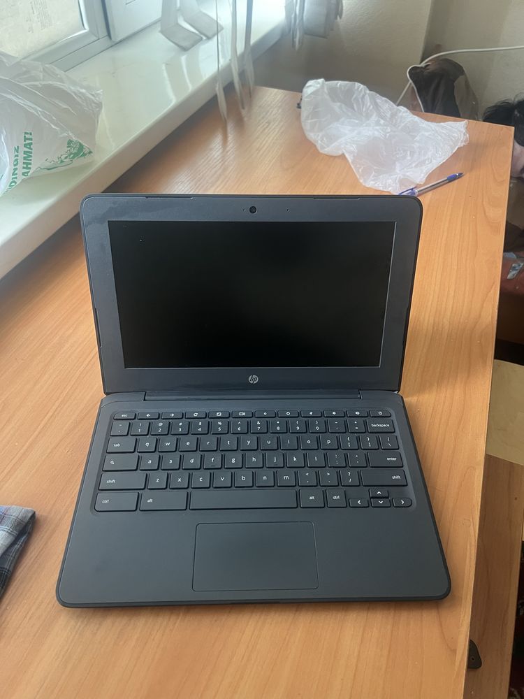 mini noutbook chrombook 750 минг сом янги
