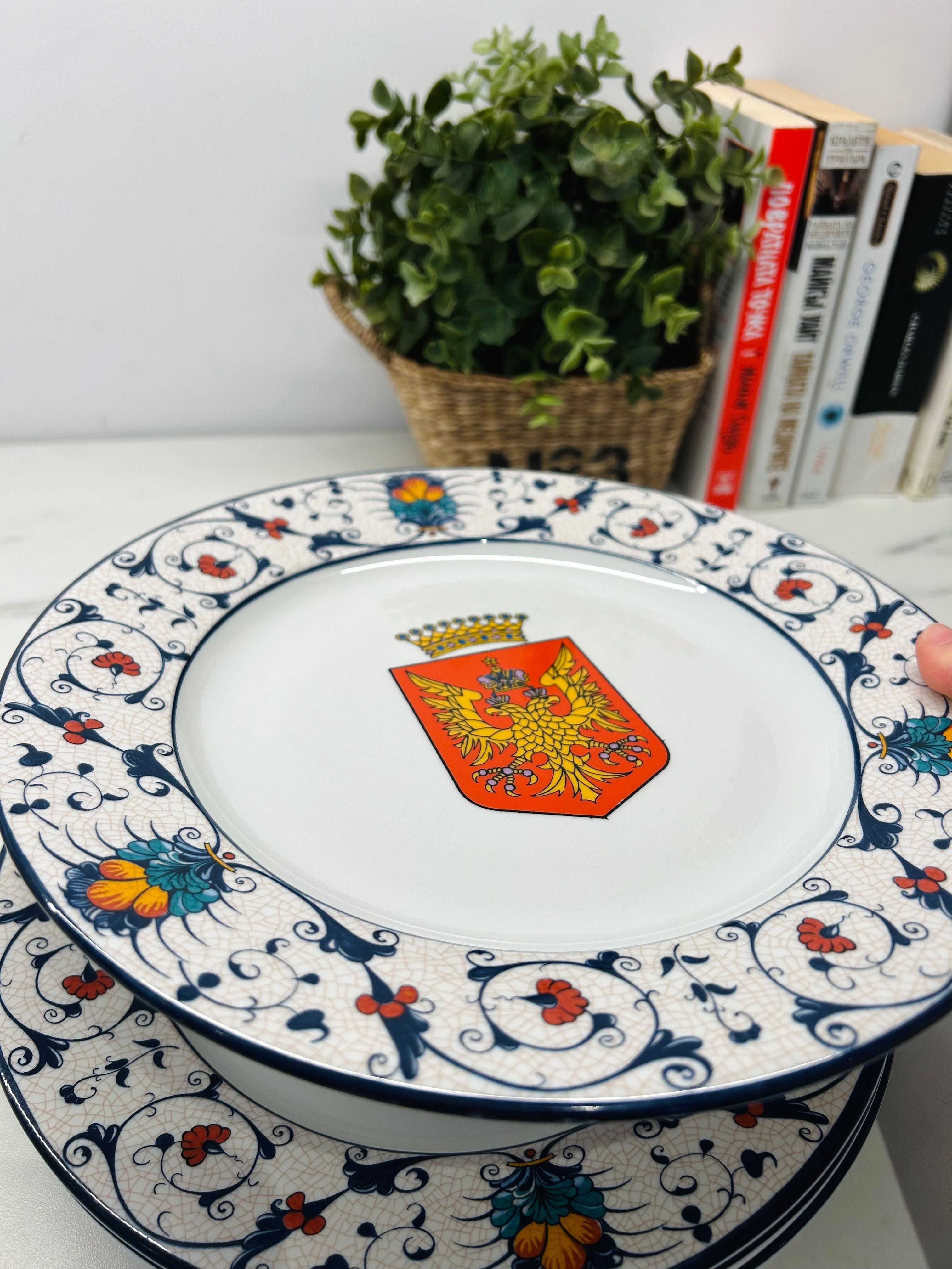 Императорски сервиз- чинии от порцелан