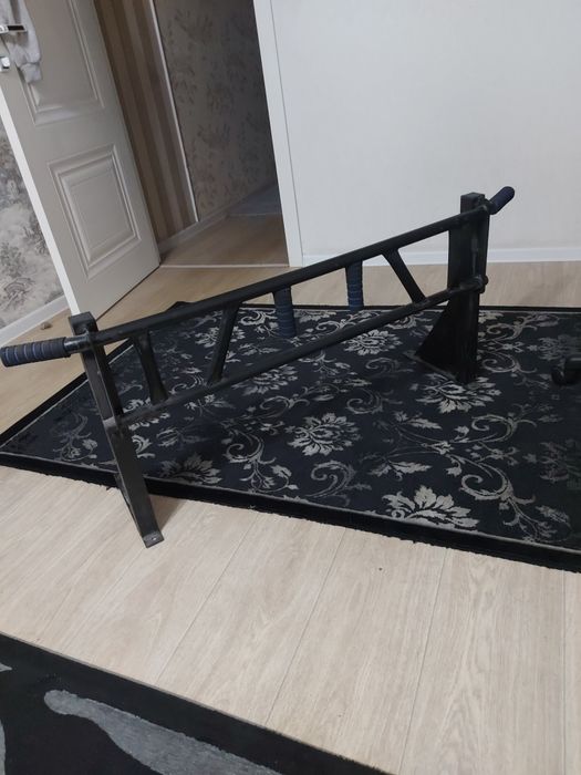 Продаю настенный турник