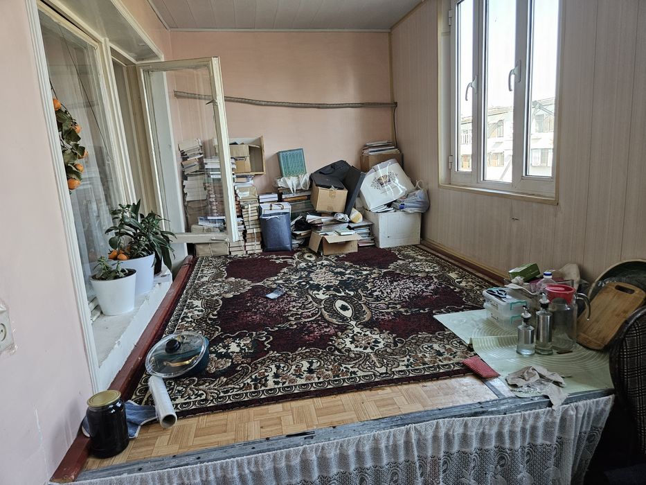 77 seriya 2 xonali uy sotiladi, orentr Ilon ota masjidi