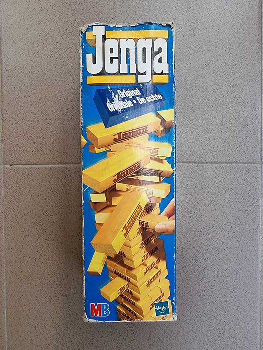 Jenga Clasic Original Hasbro 54 blocuri de lemn