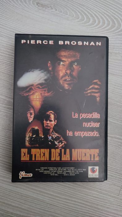 Vand VHS Trenul Mortii cu Pierce Brosnan in limba spaniola