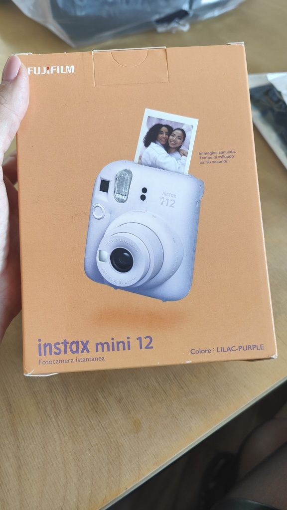 Instax mini 12 фотоапарат за моментни снимки