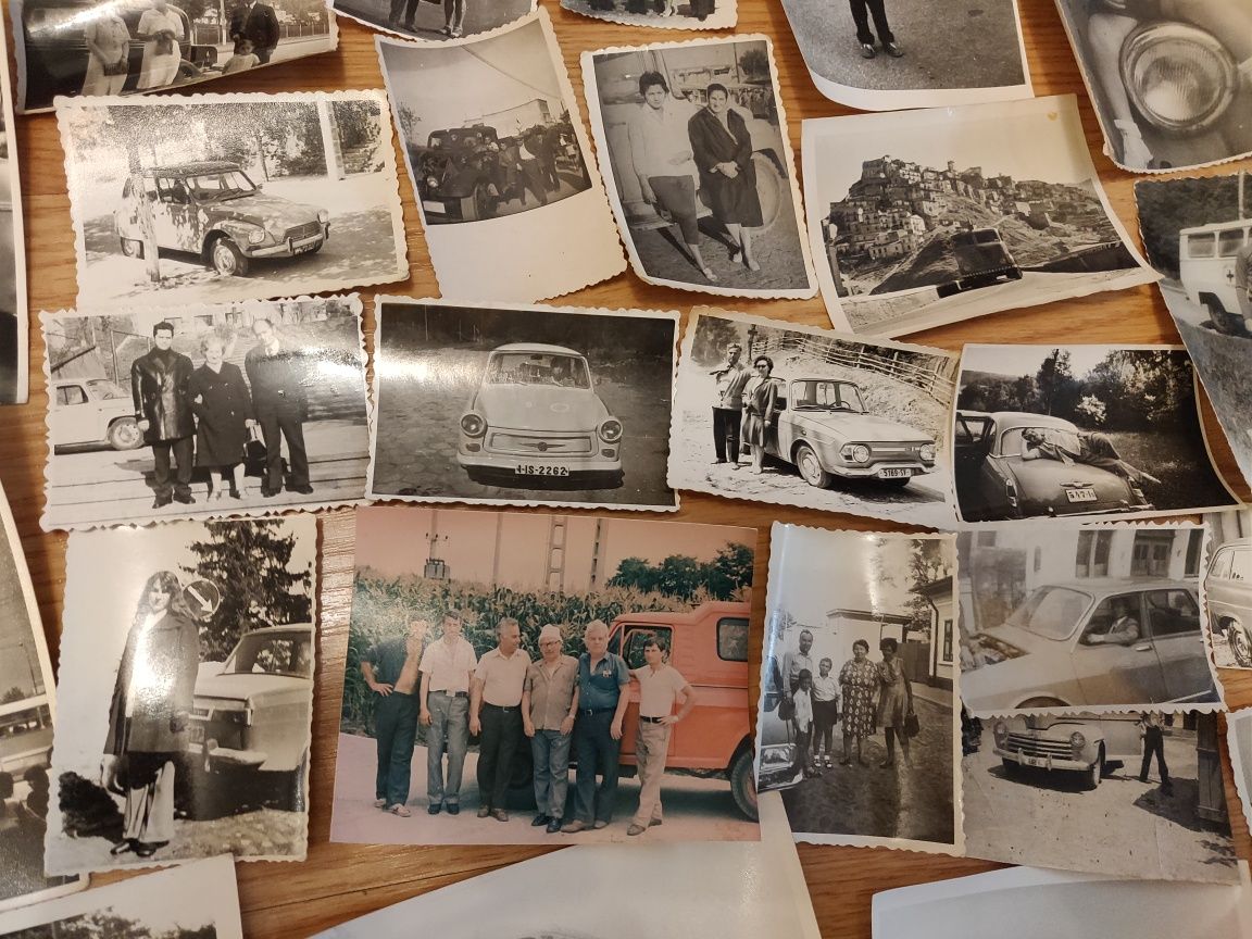 Vând colecție de 180 de poze vechi cu tematica auto