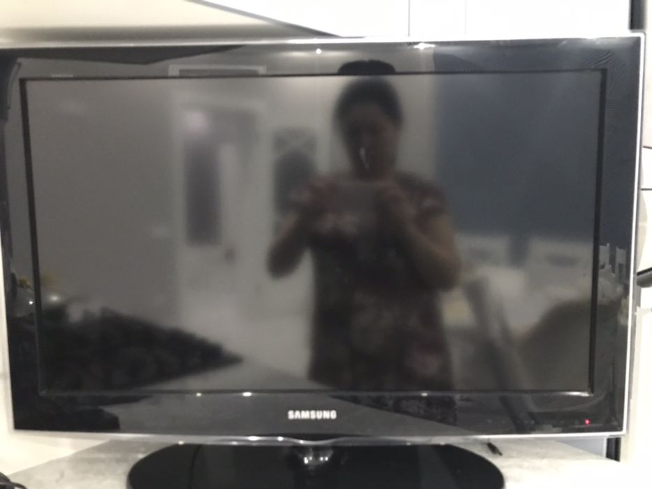 Продам телевизор Samsung