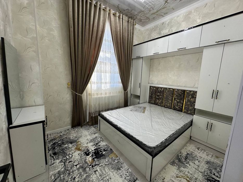 2 xonali kvartira sotiladi