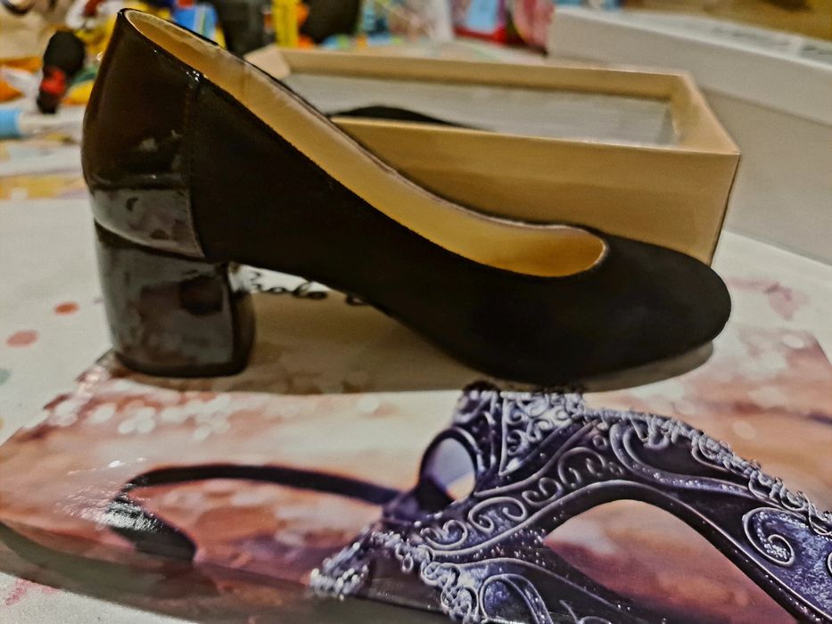 Токчета естествена кожа