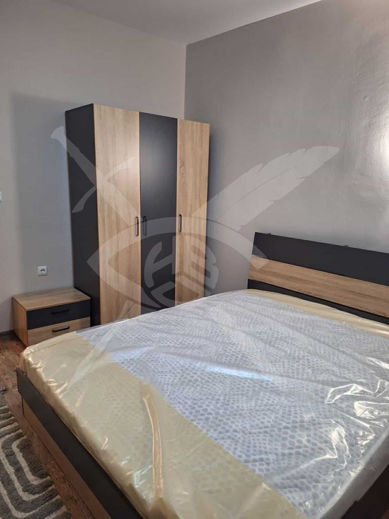Дава се под наем Двустаен апартамент в Варна, Погреби - 55 кв.м за 375 € - Снимка #3