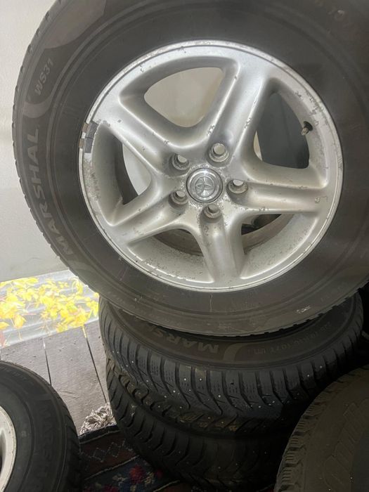 Продам резину с дисками стоял на rx300