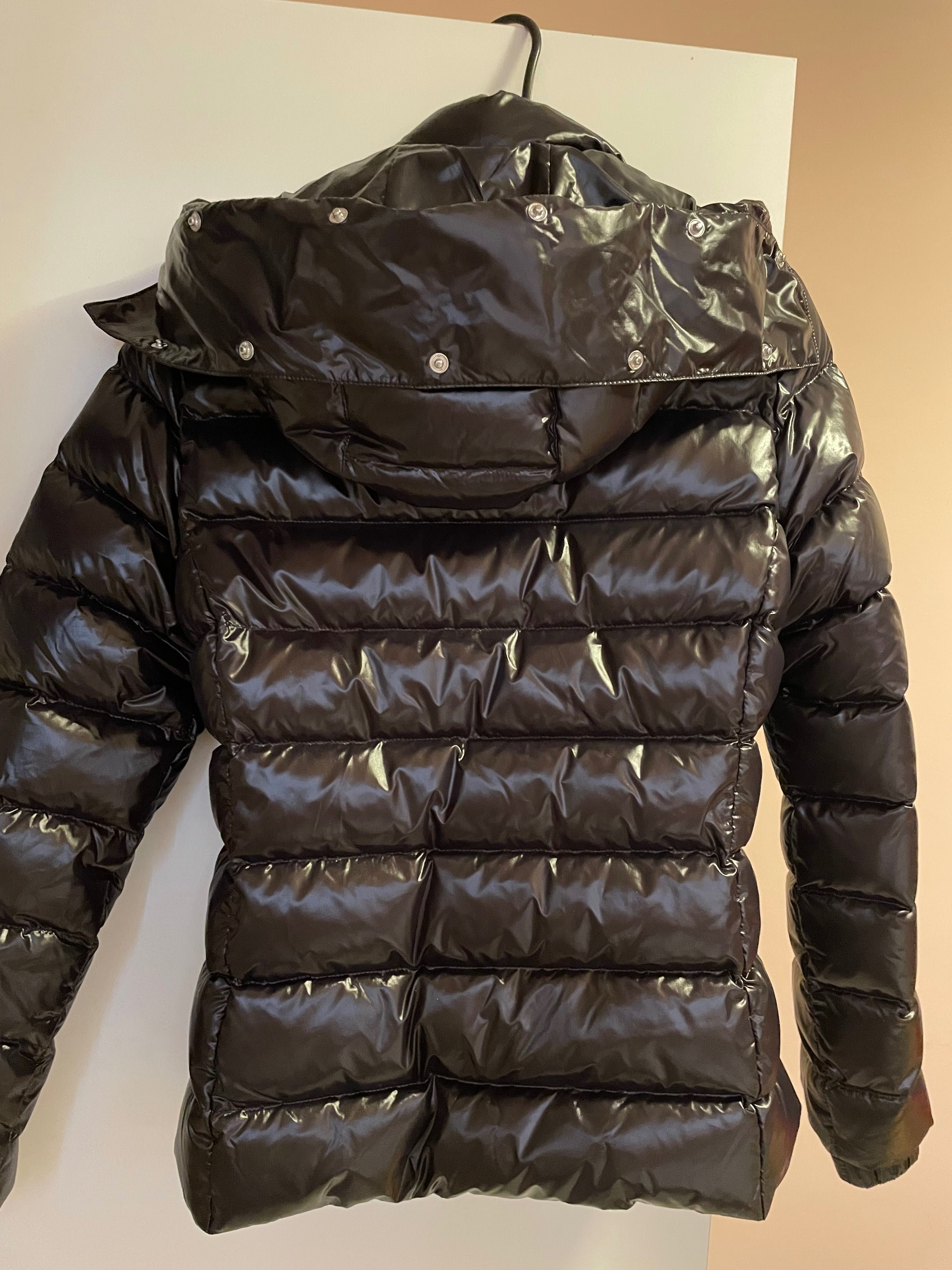 Tommy Hilfiger зимно яке.