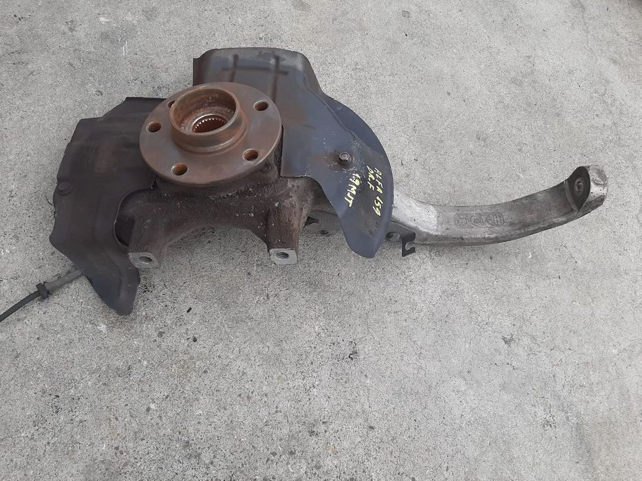 fuzeta dreapta fata alfa romeo 159 1.9 jtd