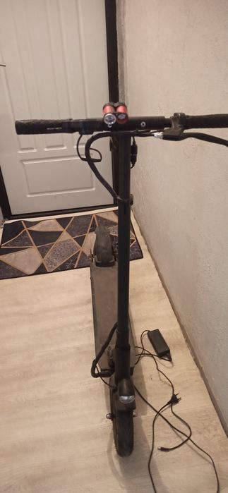 Продам самокат JoToR
