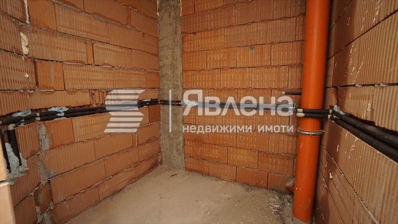 Явлена продава 2-стаен апартамент
