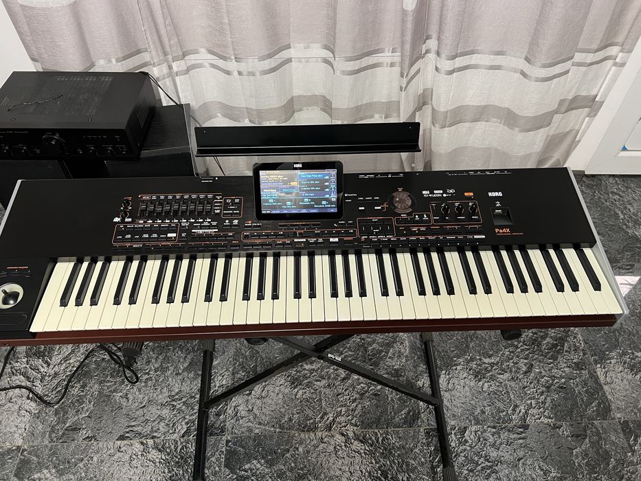 Korg Pa4x 76 International