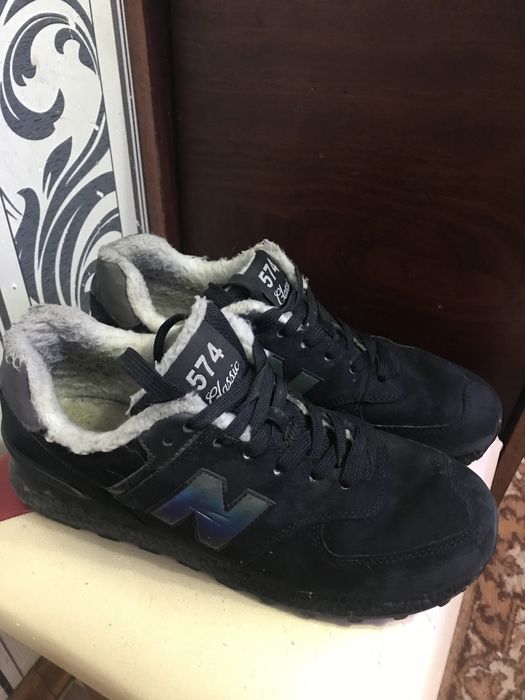 Зимние кроссовки теплые и надёжные