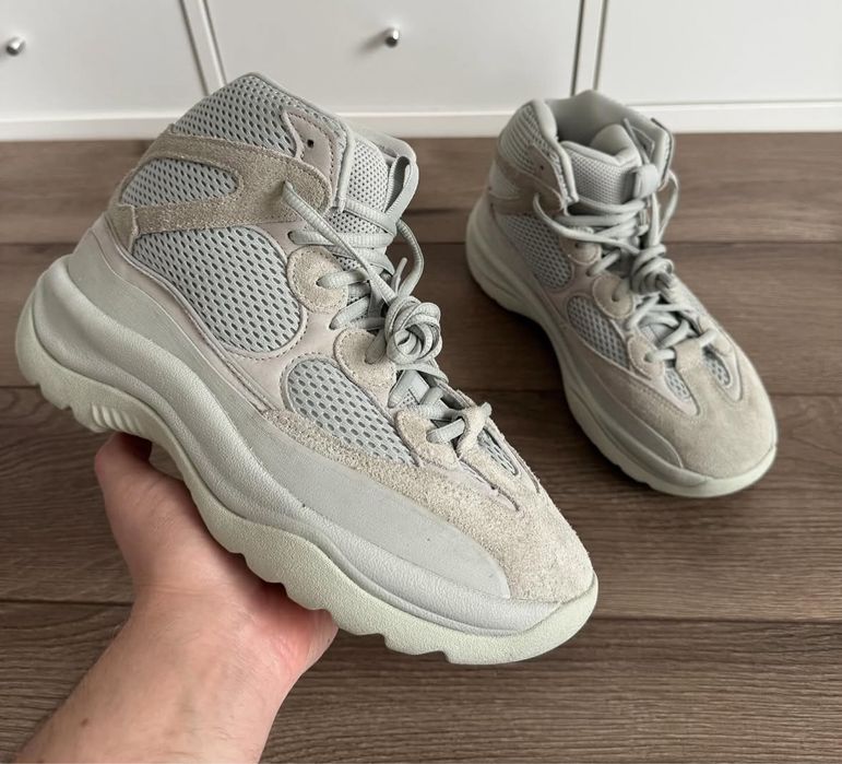 Pantofi Sport Adidas Yeezy Desert Boot Salt