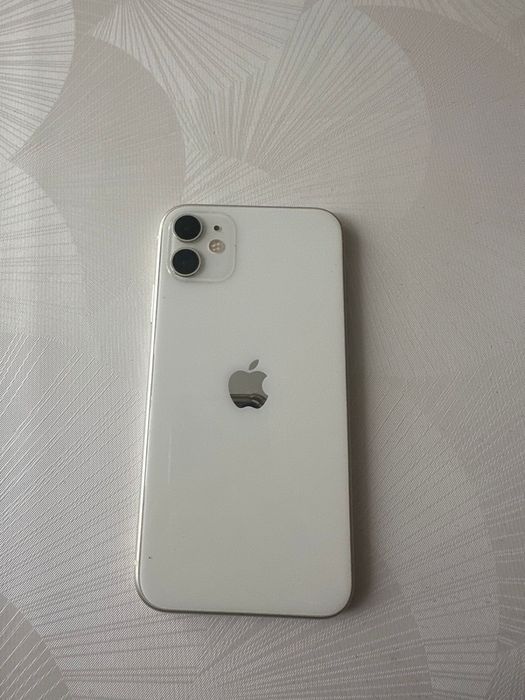 Iphone 11 в идеальном состоянии