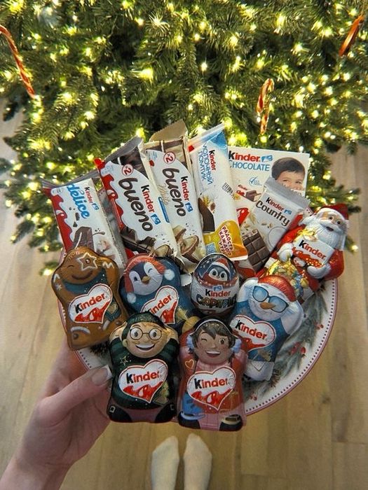 Коробки, боксы и кулек на новый год под заказ, под любой дизайн