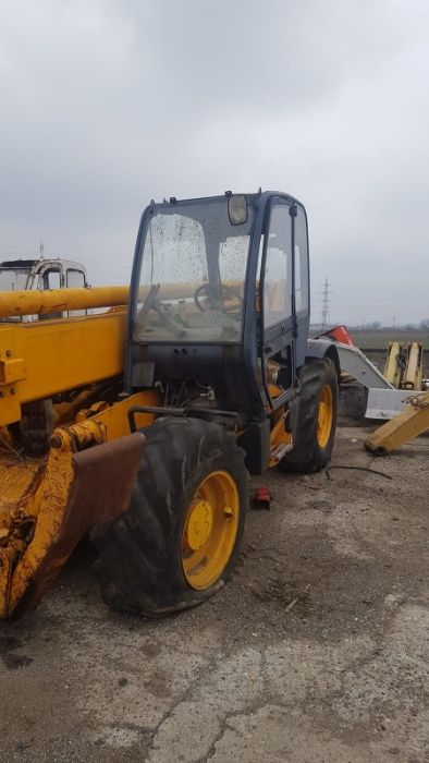Dezmembrez Incarcator telescopic JCB 537/135 ,An 2000