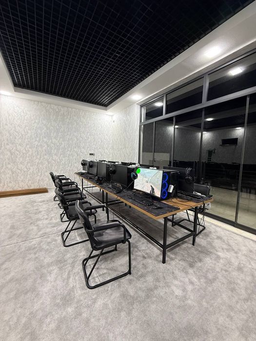 Грилято Пирамидальный, Piramidasimon Grilyato