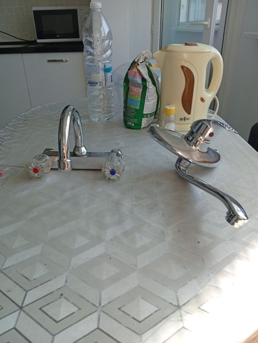 Смесител. Два броя.