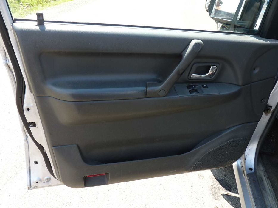 Mitsubishi  Pajero 2.5 Clima