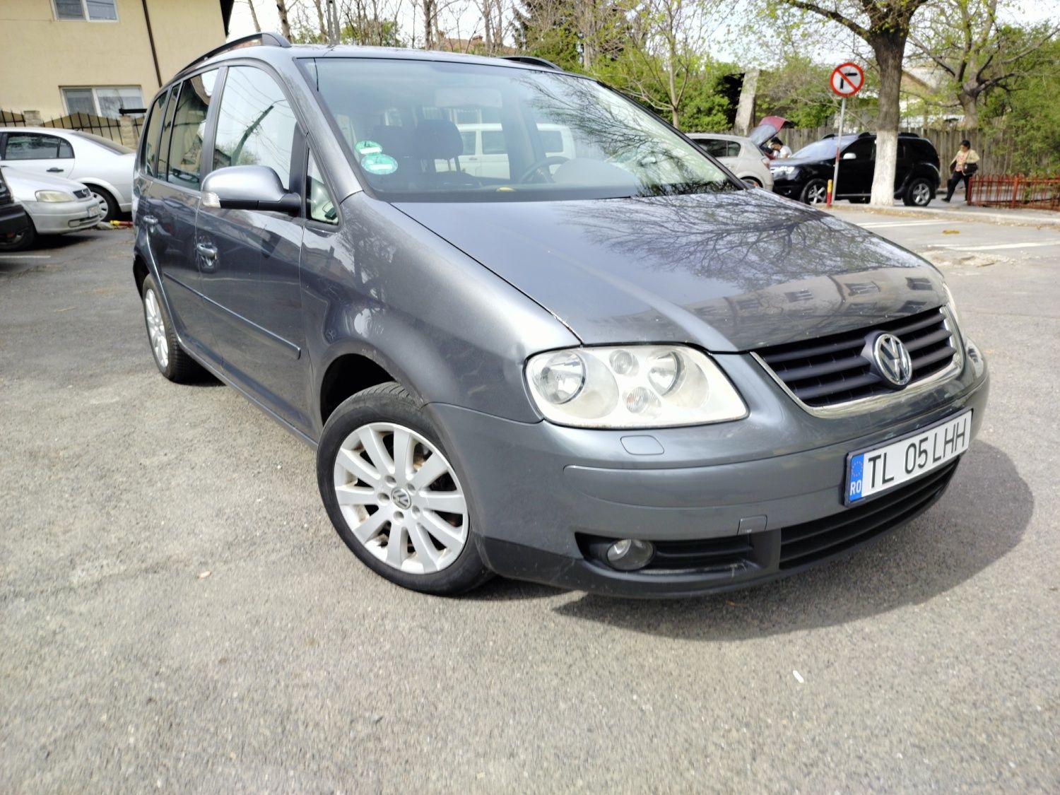 Touran 2.0 TDI vând sau schimb