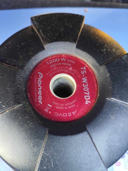 Tub de bass Pionner 400 wați RMS