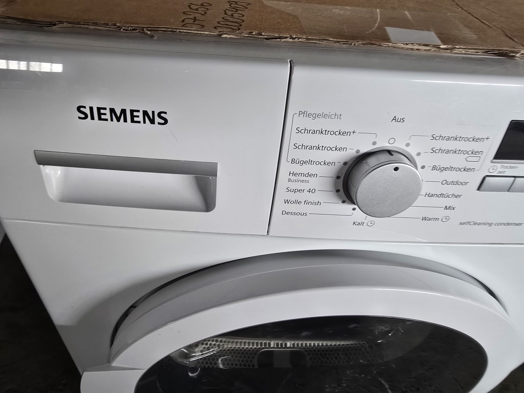 А++ Инверторна самопочистваща сушилня с термопомпа Сименс/Siemens 8 кг
