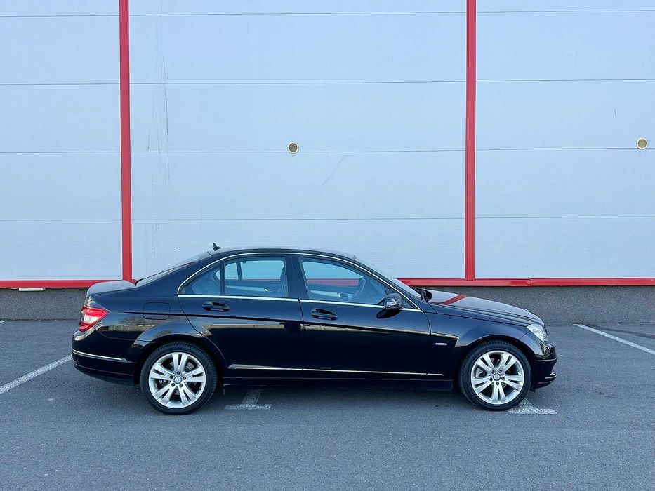 Mercedes C 200 CGI Avantgarde Automat