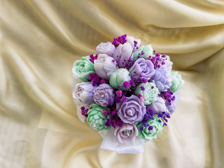 Подарък Соева свещ/ букет