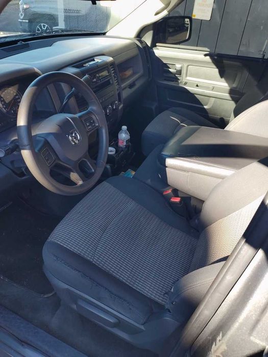 Vand Dodge Ram 1500 - an 2012 - motor V8 Hemi