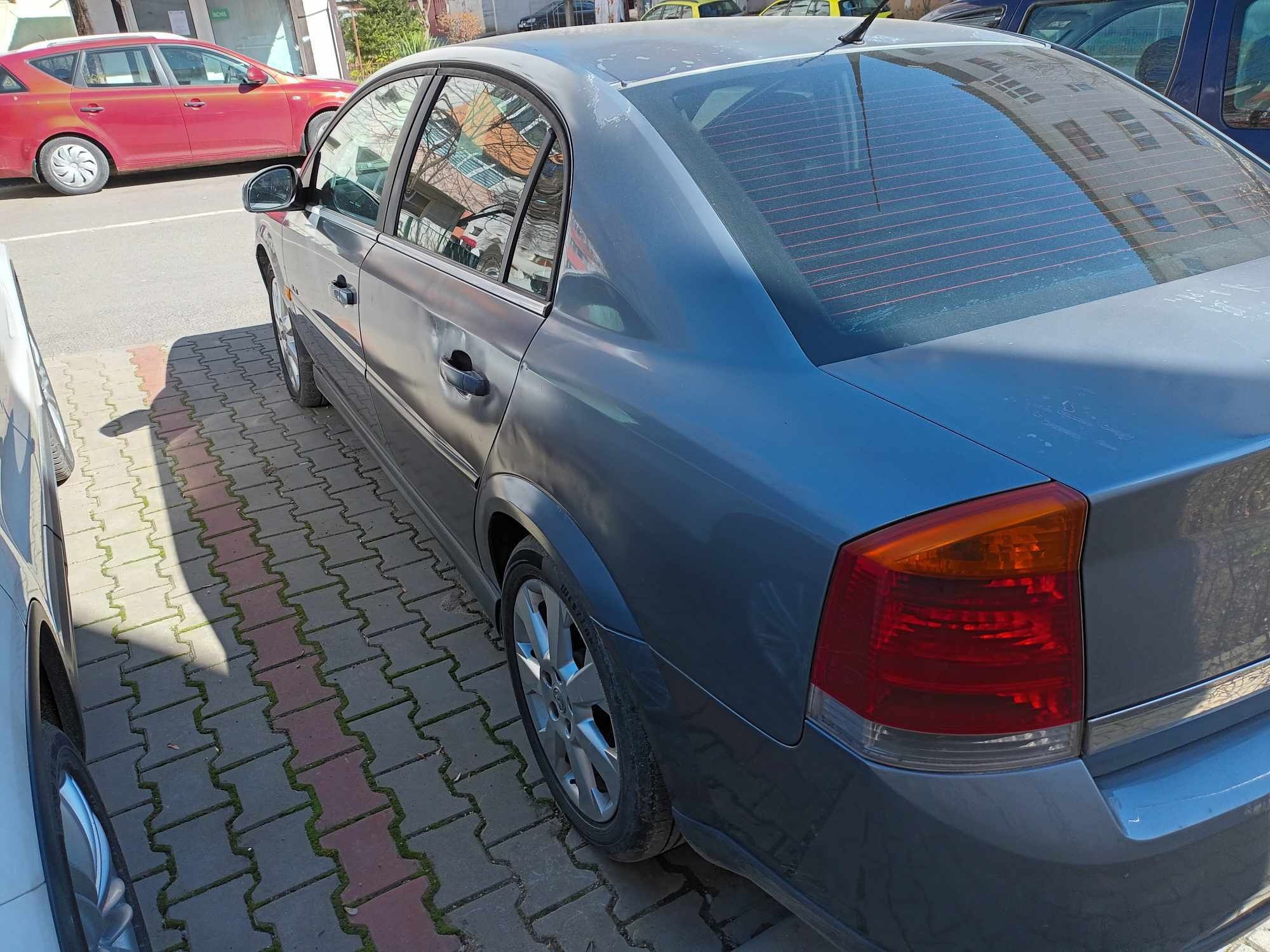 Opel Vectra C cu volan pe dreapta