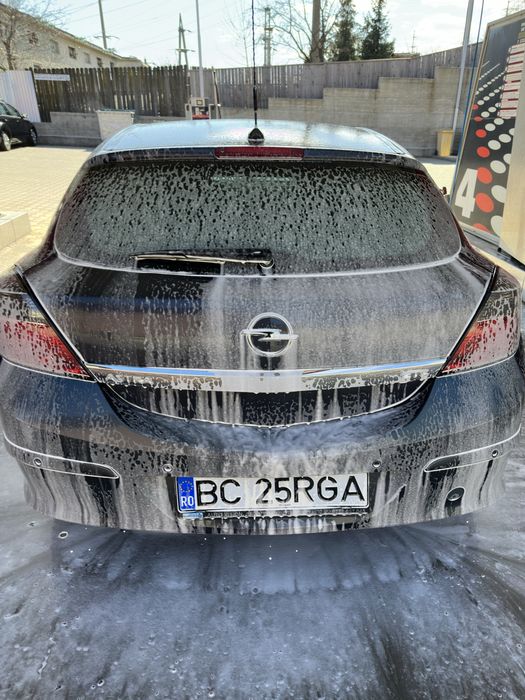 Vând Opel Astra H GTC