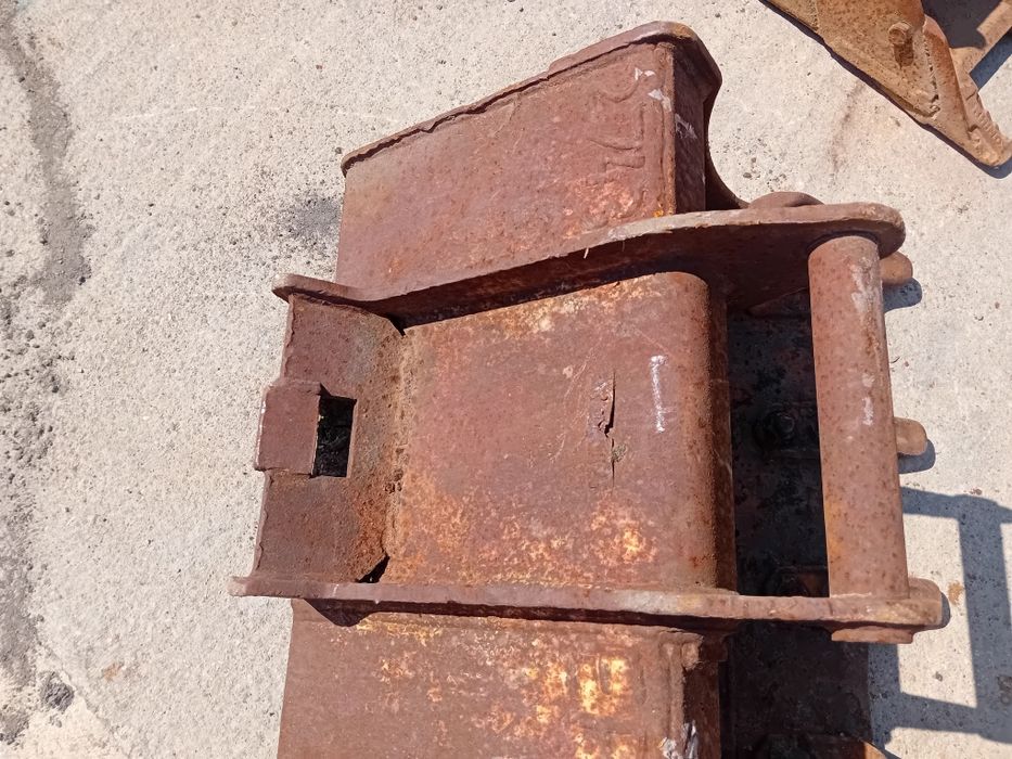 Cupa 60 cm miniexcavator 2.5 2.7 tone