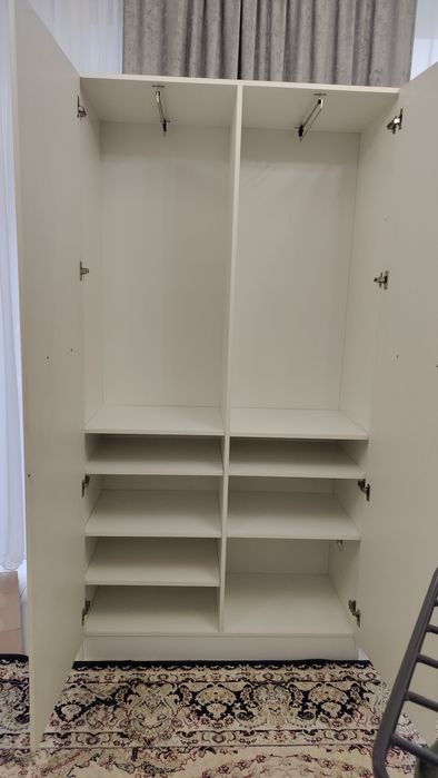 Продам шкаф можно на балкон, в прихожую